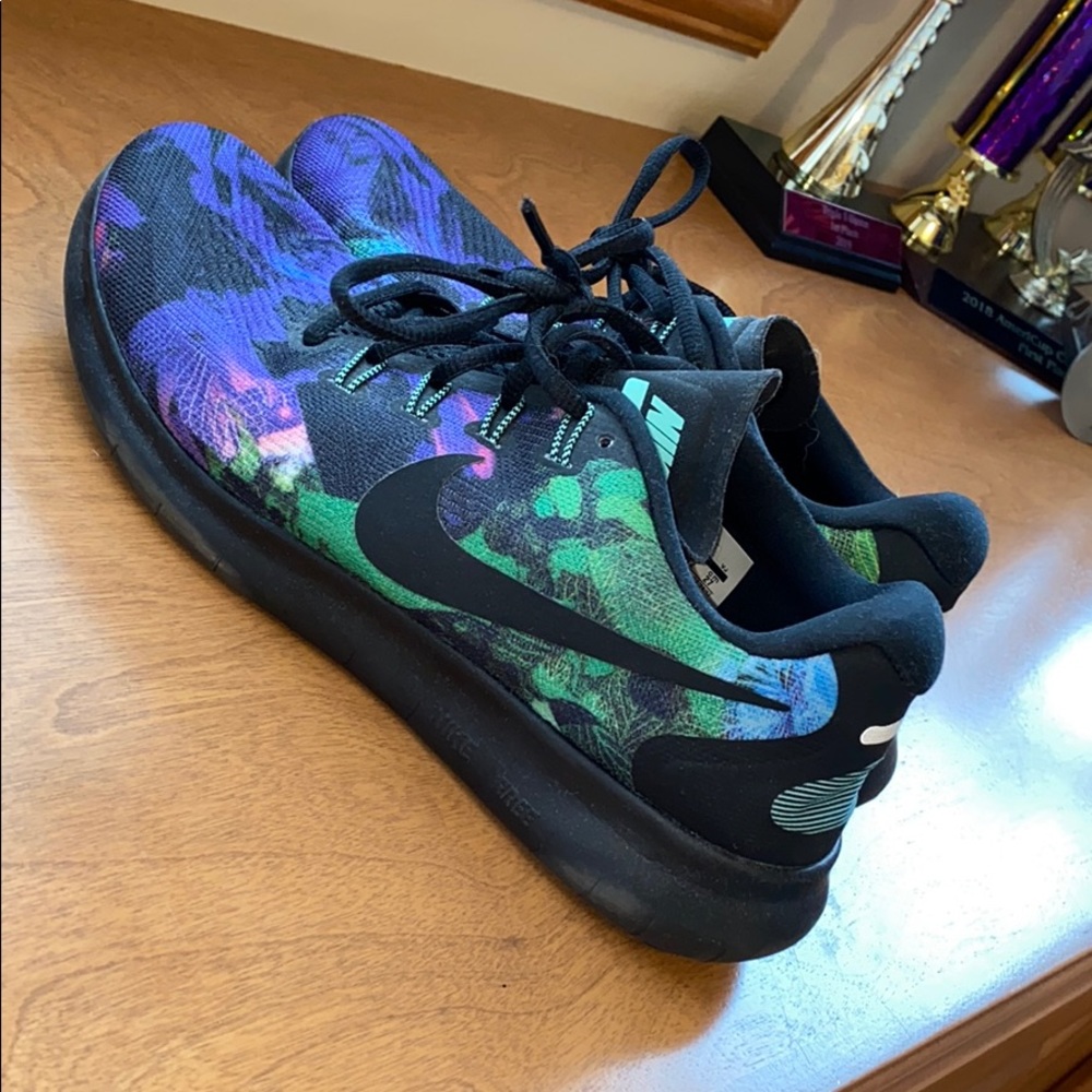 Nike athletic a hoes
